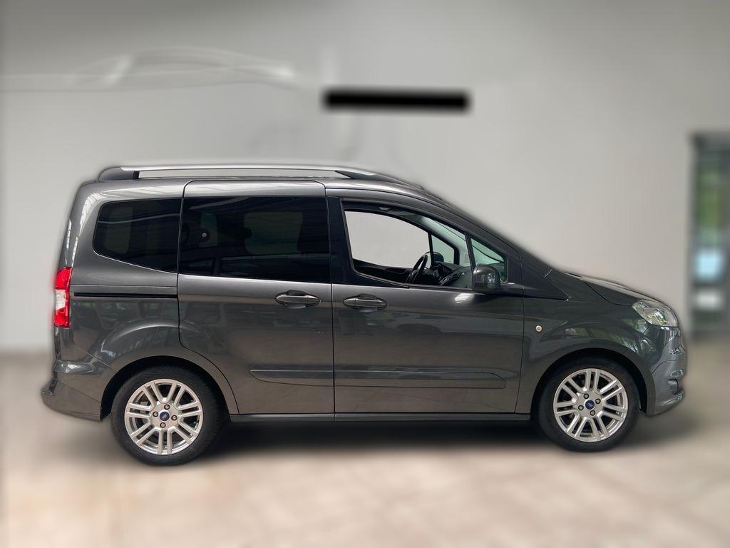 Ford Tourneo Courier Titanium Sitzheizung Tempomat